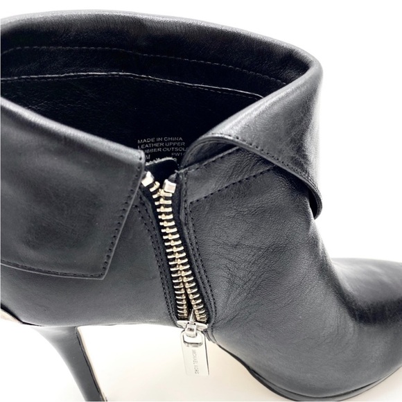 Micheal Kors | Kendra Open Toe Booties - Picture 3 of 8